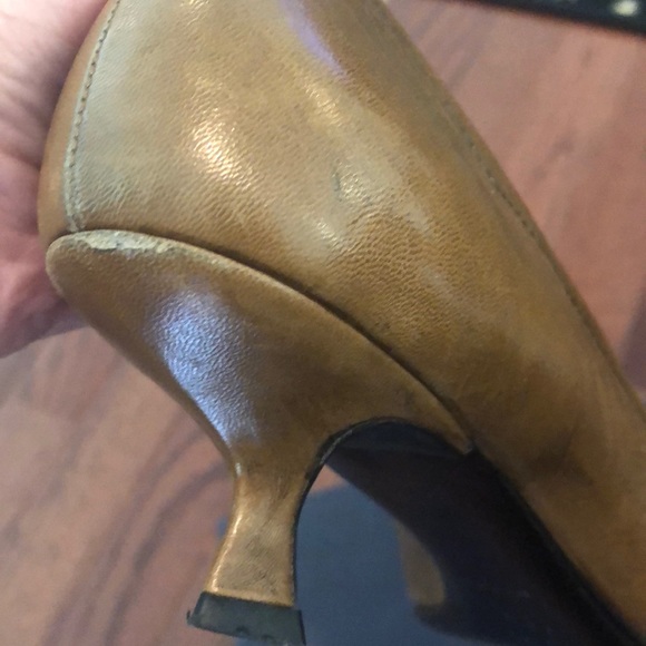 Prada Shoes - Picture 4 of 7